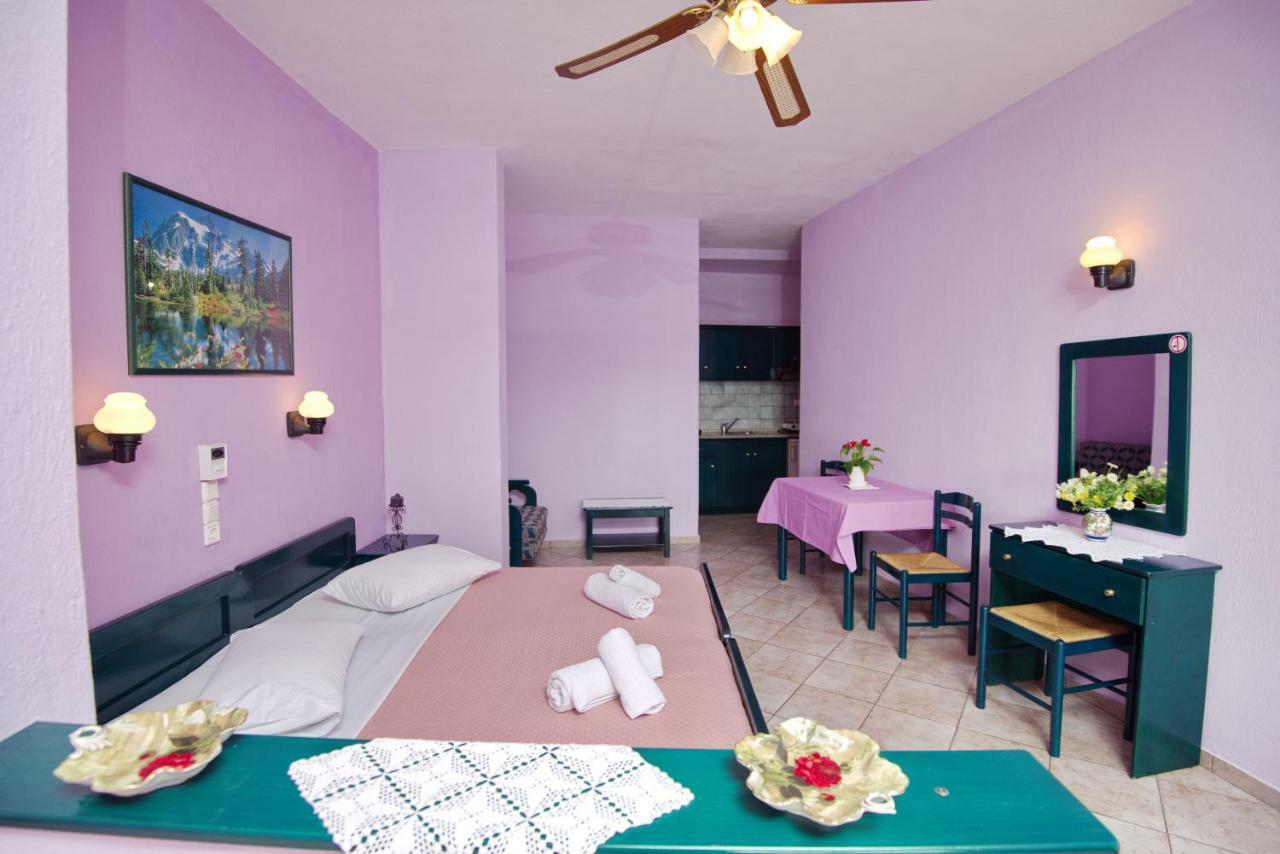 Haravgi Hotel 파티티리 외부 사진